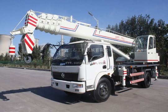 點擊查看詳細信息<br>標題：12-16噸汽車吊 閱讀次數：2289