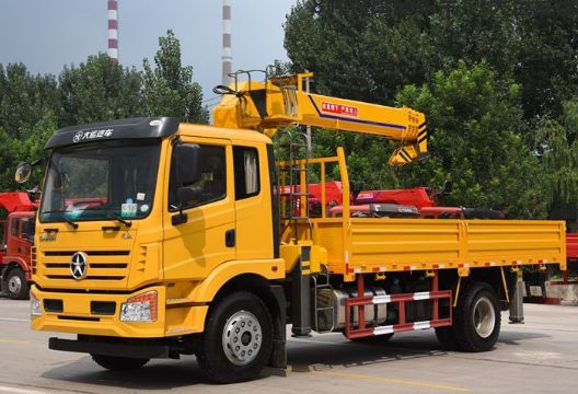點擊查看詳細信息<br>標題：8噸大運隨車吊 閱讀次數：859